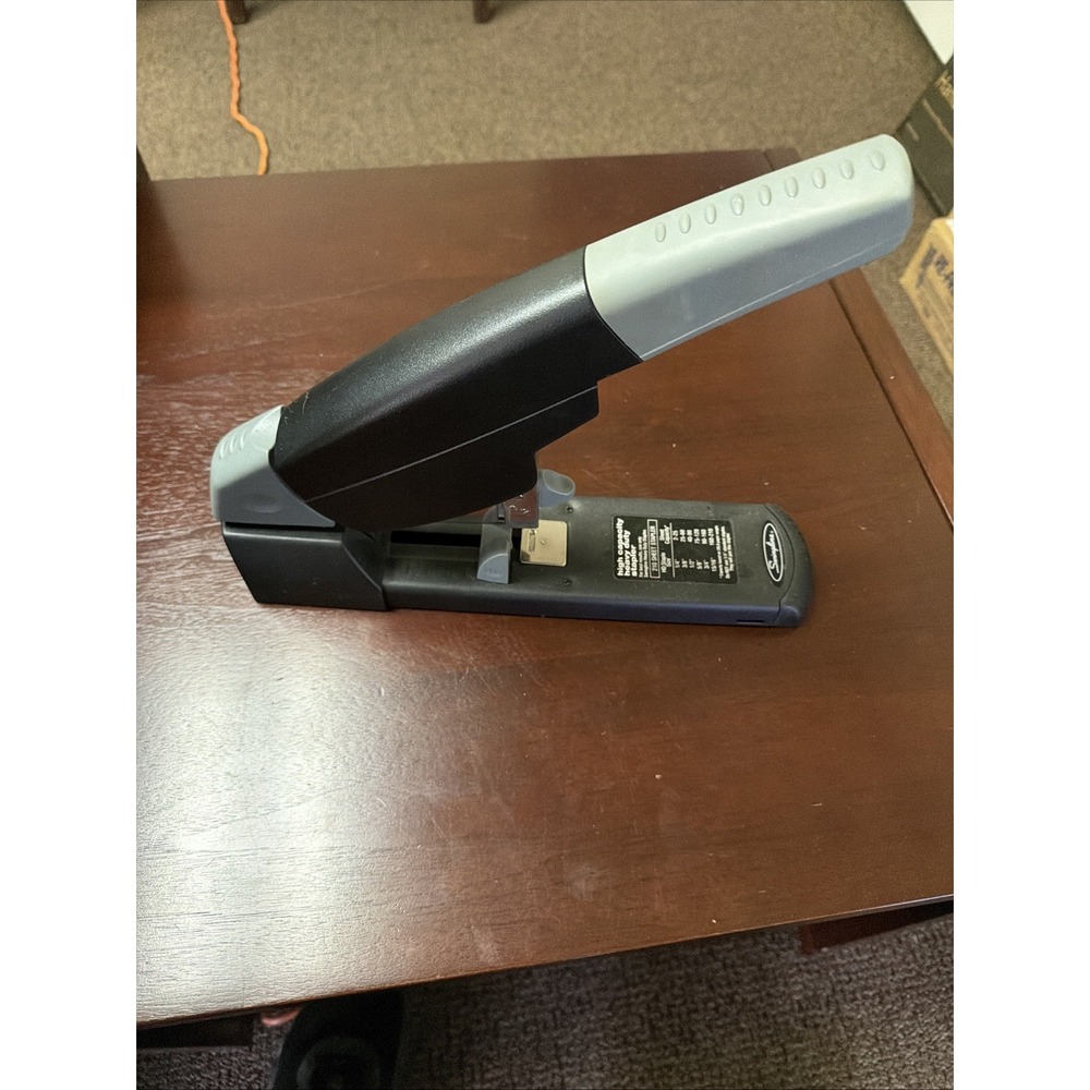 Swingline High Capacity Heavy Duty Stapler 210 Sheet 90002 Black Grey
